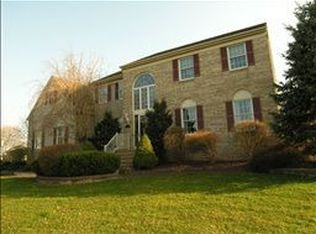 2 Raddel Ct, Hillsborough, NJ 08844