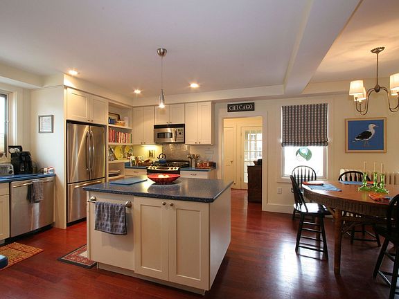 Large gourmet kitchen
