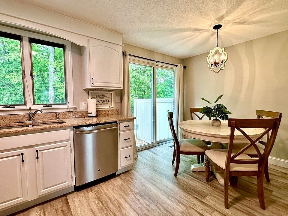 20 Mansion Woods Dr G, Agawam, MA 01001 Zillow