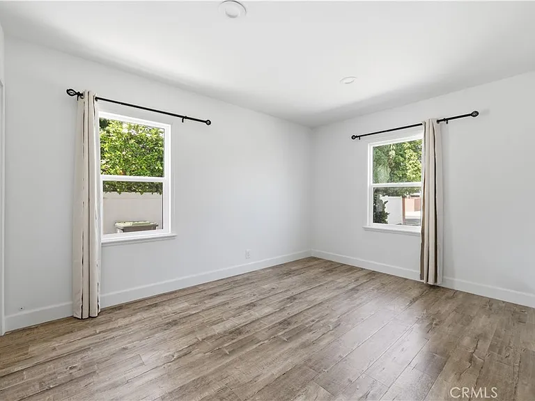 2311 Valencia St — Photo 20