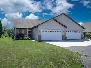 W5109 Blue Heron Ct, Sherwood, WI 54169