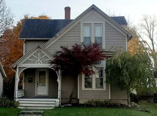 409 W Pearl St, Wapakoneta, OH