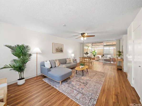 1271 Kipaipai St APT 32E, Pearl City, HI 96782