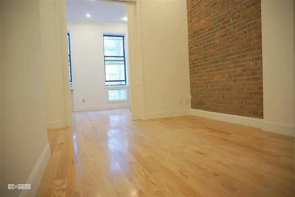 Rented by Citi Habitats | media 16