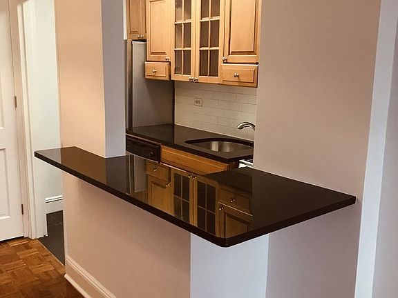4th image of 442 W 57th St APT 2E