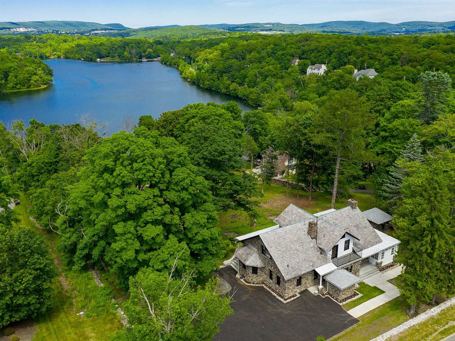 10 Twin Lakes Rd, Monroe, NY 10950 Zillow