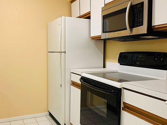 5th image of 6178 Knoll Lane Ct #29-106