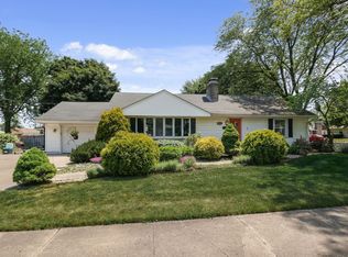 8515 Delaware St, Highland, IN 46322