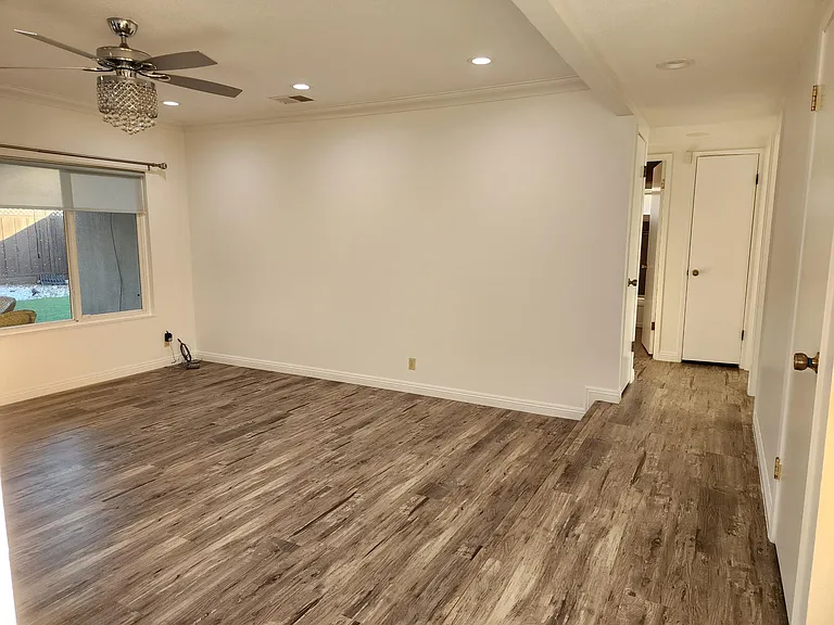 5522 Tyler Ct — Photo 6