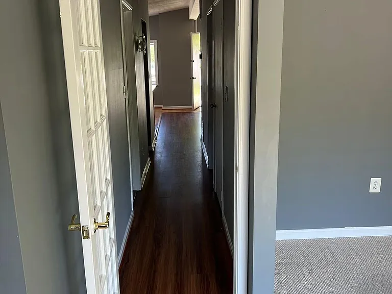 219 Saint James Dr — Photo 16