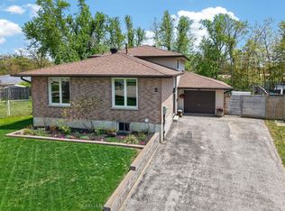 5 Atwood Ct, Barrie, ON L4N 4V3