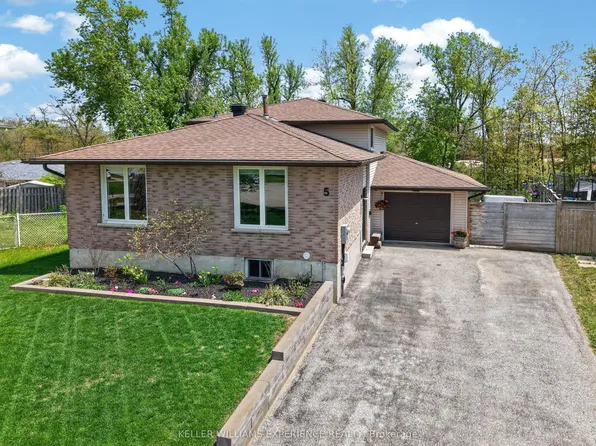 5 Atwood Ct, Barrie, ON L4N 4V3