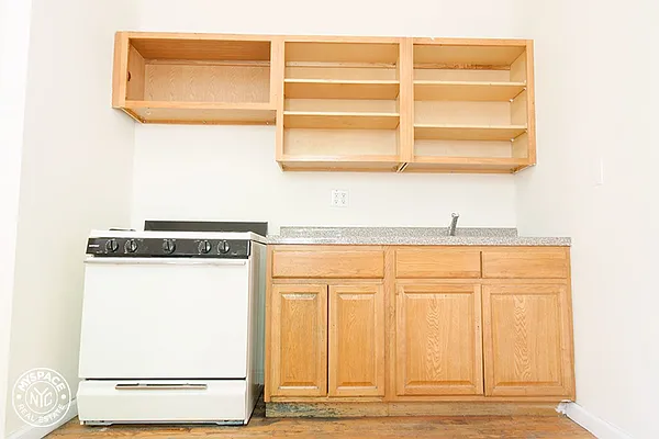 Rented by MySpaceNYC | media 15