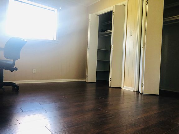 2nd image of 1505 Southwood Dr