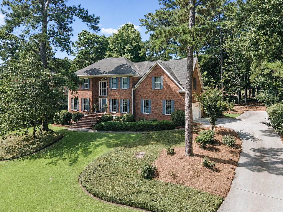 1st image of 206 Hemlock Dr