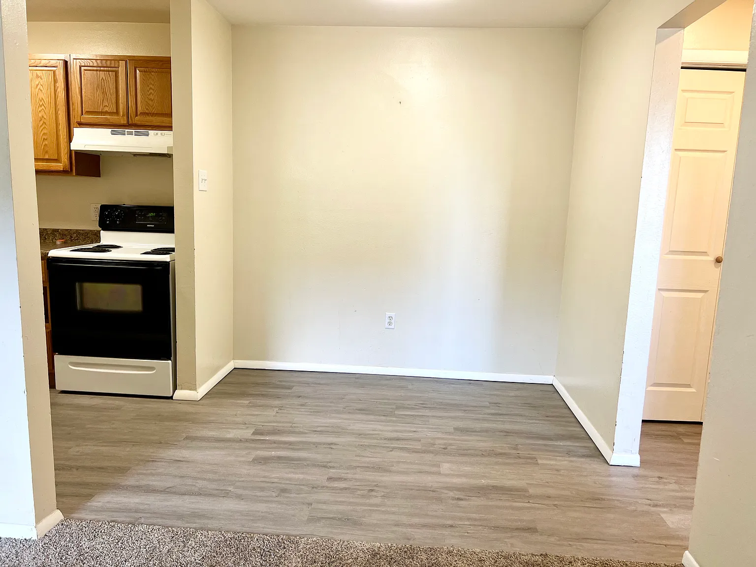 1 bed, 640 sqft, $750 — Photo 4