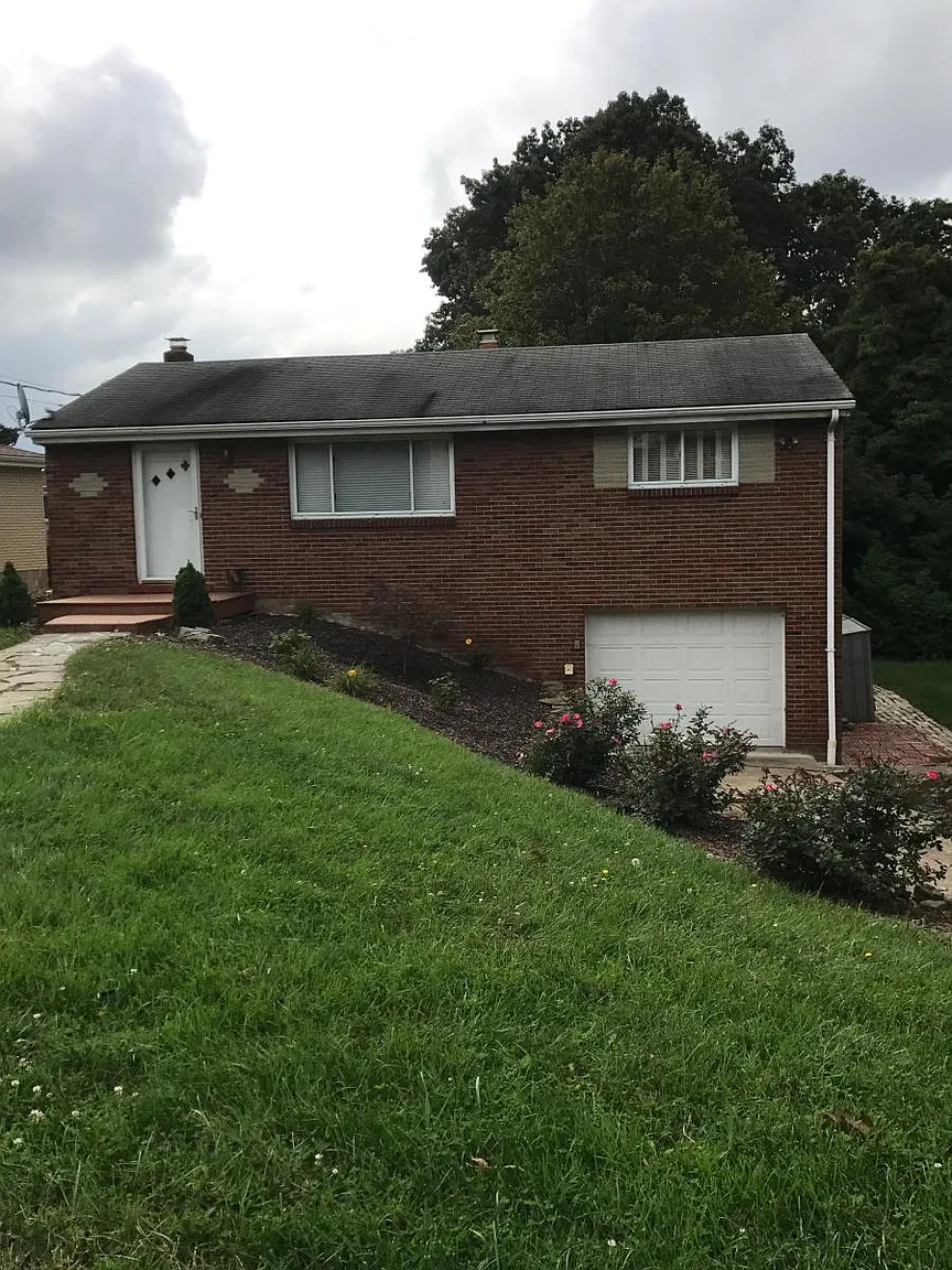 124 Bellmawr Dr photo 1