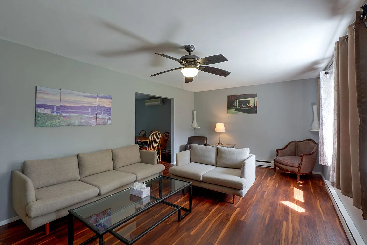 3 bed, 2.0 bath, 1496 sqft, $6,555 — Photo 2
