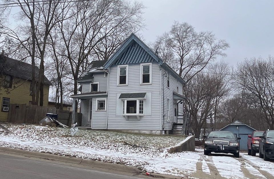 1332 Beloit Ave, Janesville, WI 53546 Zillow