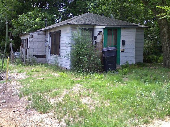 1912 N. BROOKLINE DRIVE