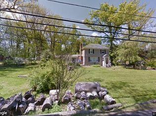 457 Emerson Ln, Berkeley Heights, NJ 07922