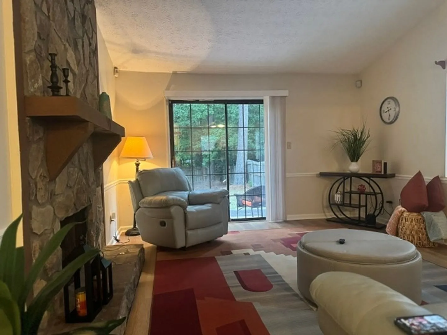 Charming 2BR House in Riverdale — Photo 3