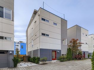 917 29th Ave S, Seattle, WA 98144