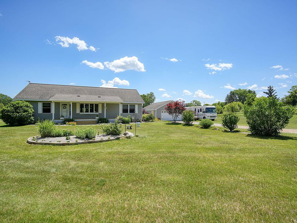13068 Wamplers Lake Rd, Brooklyn, MI 49230 Zillow