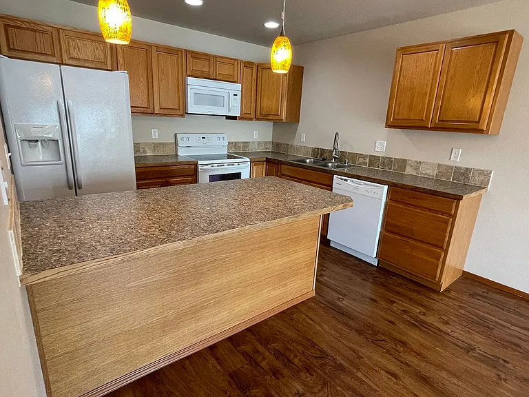71 S 39th Ave #101-114 — Photo 3