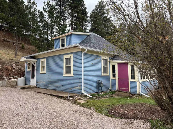 434 1/2 S Main St, Lead, SD 57754