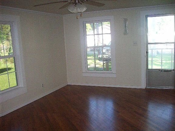 3rd image of 2610 10th St