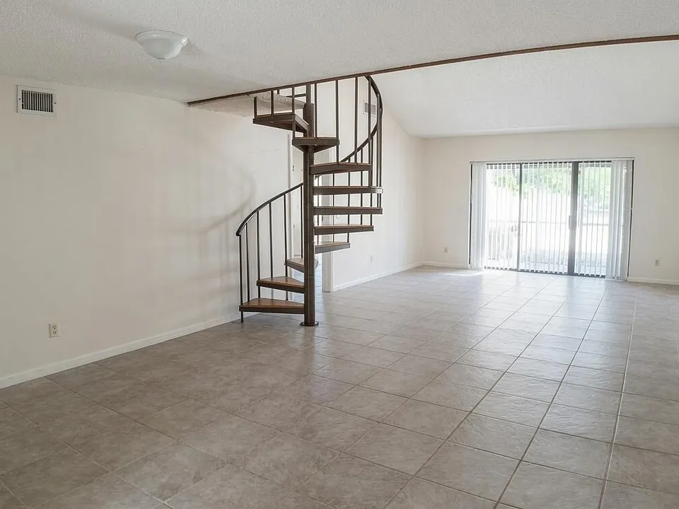 13368 Bedford Mews Ct