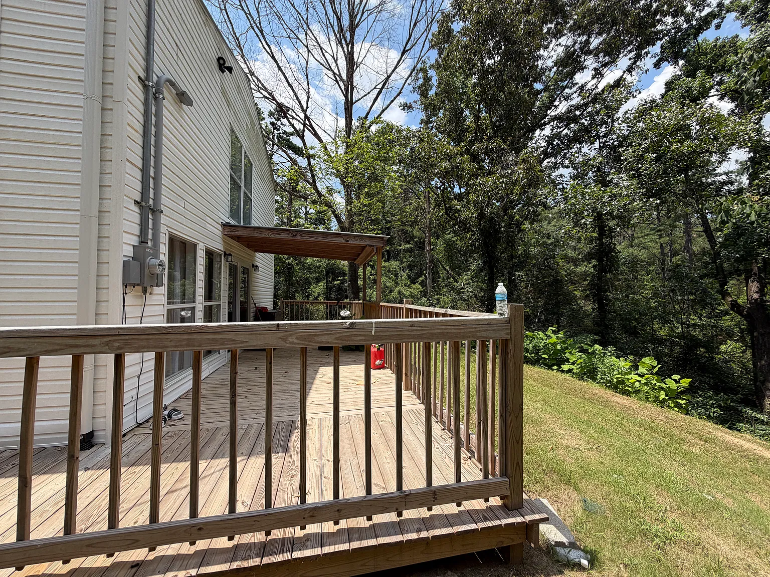 4 bed, 2000 sqft, $3,420 — Photo 4