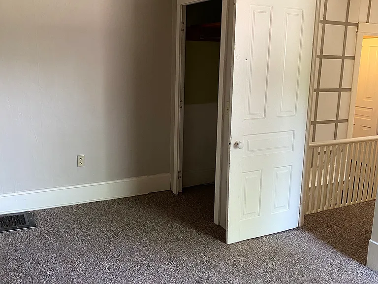 520 N Water St — Photo 16