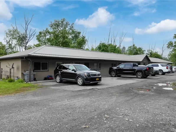 13904 Broadway St, Alden, NY 14004