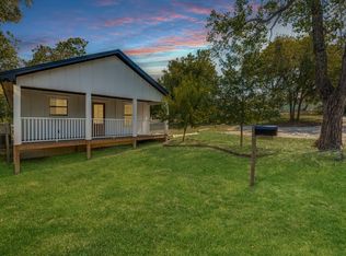 796 N 7th St, Midlothian, TX 76065