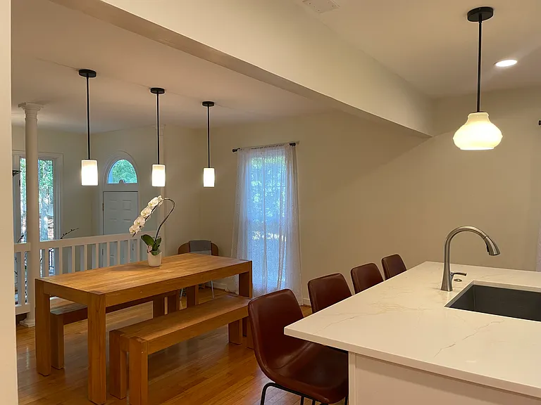 620 Arlington St — Photo 9
