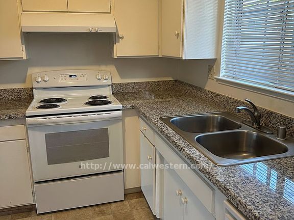 4th image of 435 Acalanes Dr #21