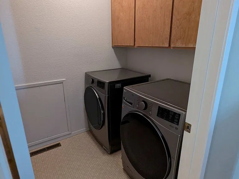 3152 Newport Ter — Photo 11
