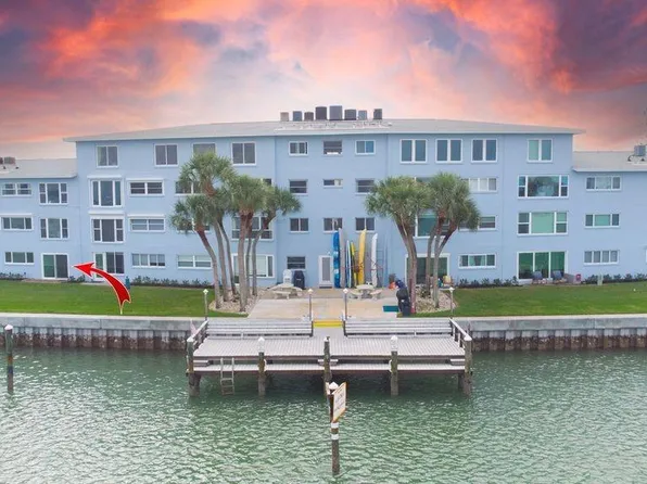 280 126th Ave APT 108, Treasure Island, FL 33706