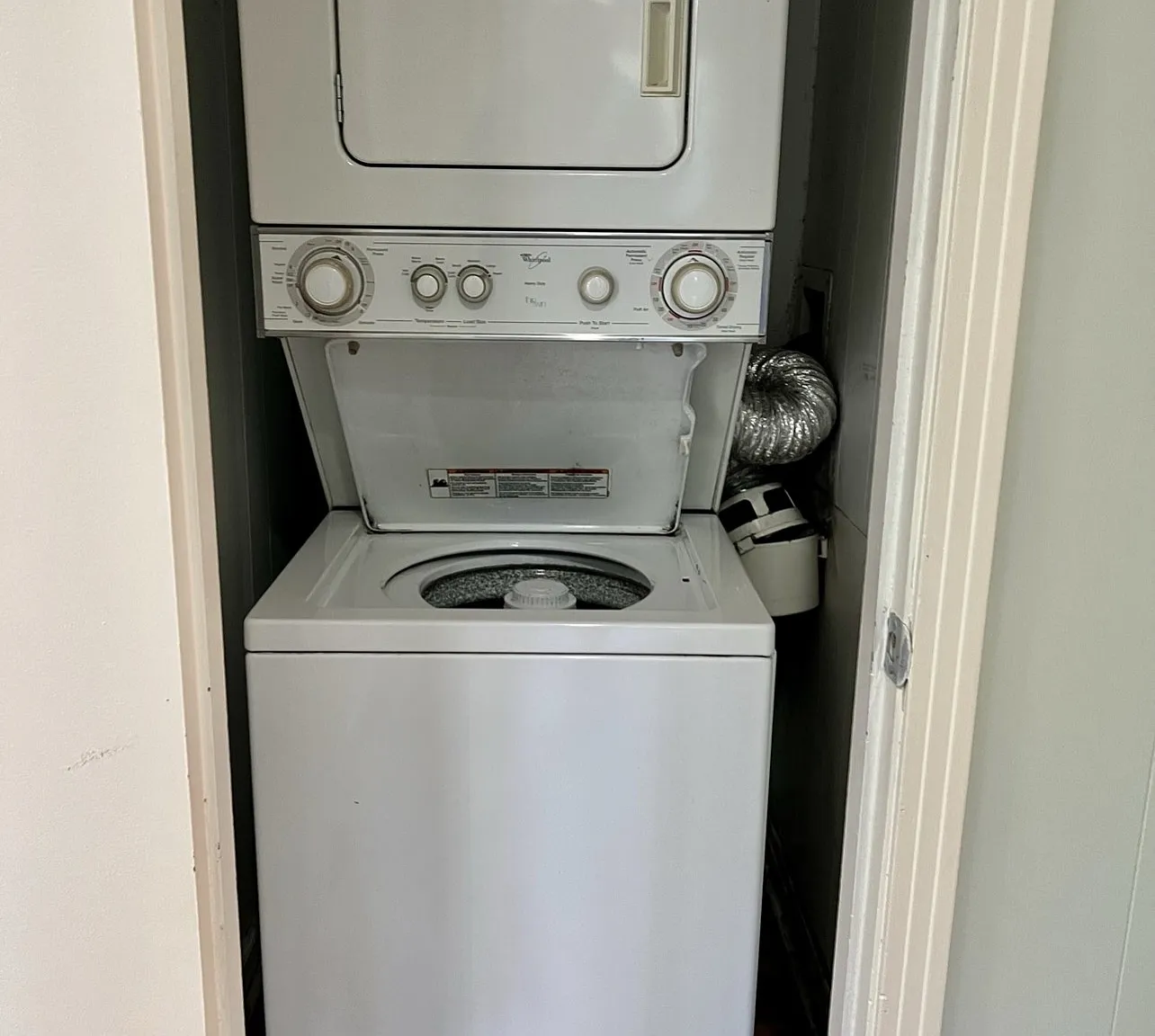 1 bed, 672 sqft, $1,100 — Photo 4