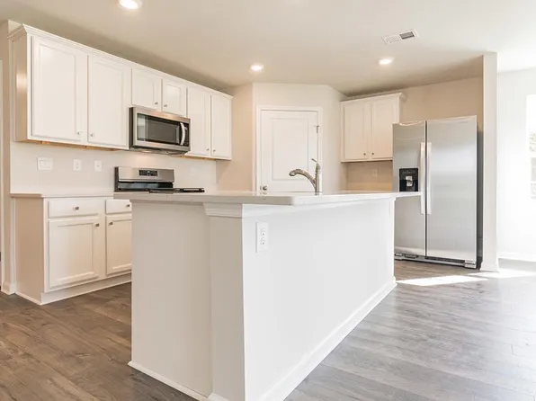 317 Edison Dr, Shippensburg, PA 17257