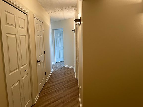 3rd image of 750 Pearson St APT 808