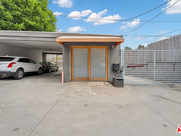2714 Auburn St #6 — Photo 8
