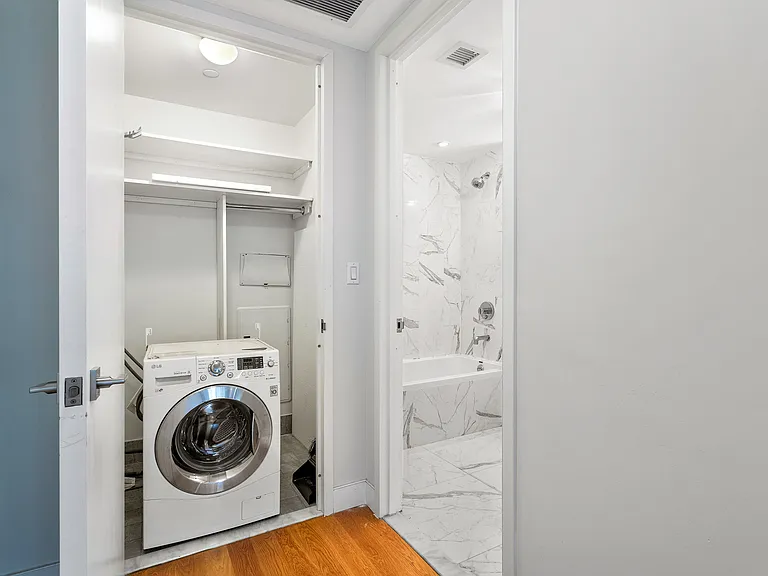 2727 Henry Hudson Pkwy W #507 — Photo 10