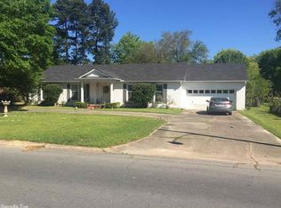 2005 W 42nd Ave, Pine Bluff, AR 71603