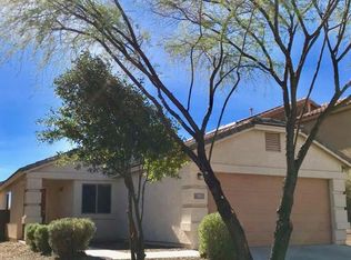 703 W Desert Blossom Dr, Green Valley, AZ 85614