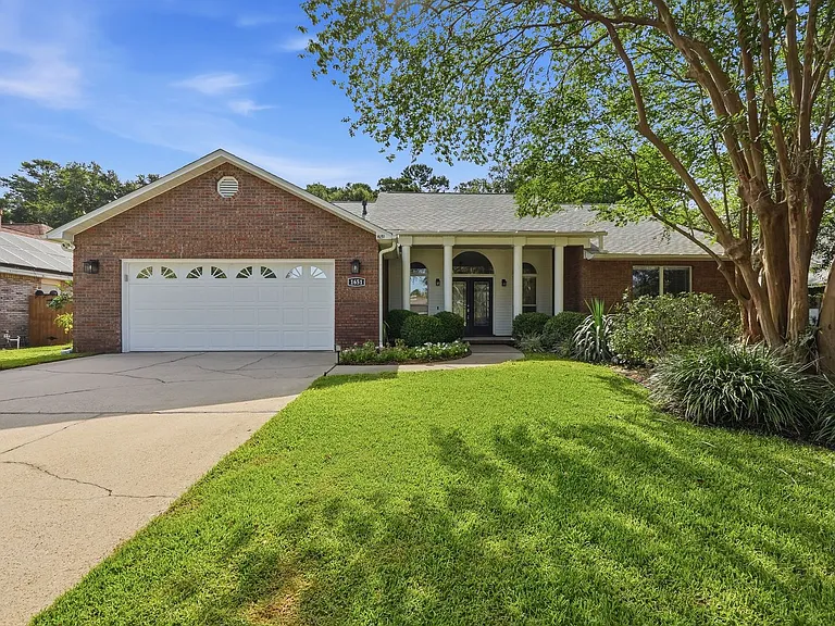 1651 Northridge Rd — Photo 1