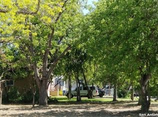 325 Franklin Blvd, Pleasanton, TX 78064