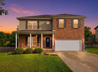 1928 Clearwater Dr, Lawrenceburg, KY 40342